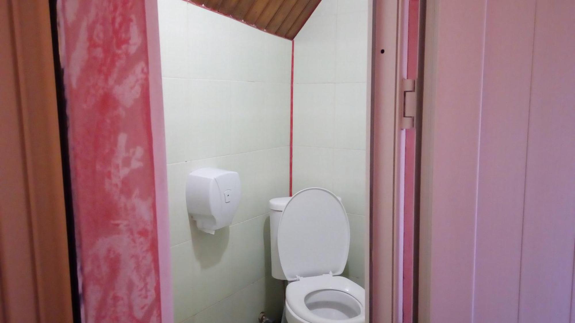Hotel Isani Tbilisi Kamer foto