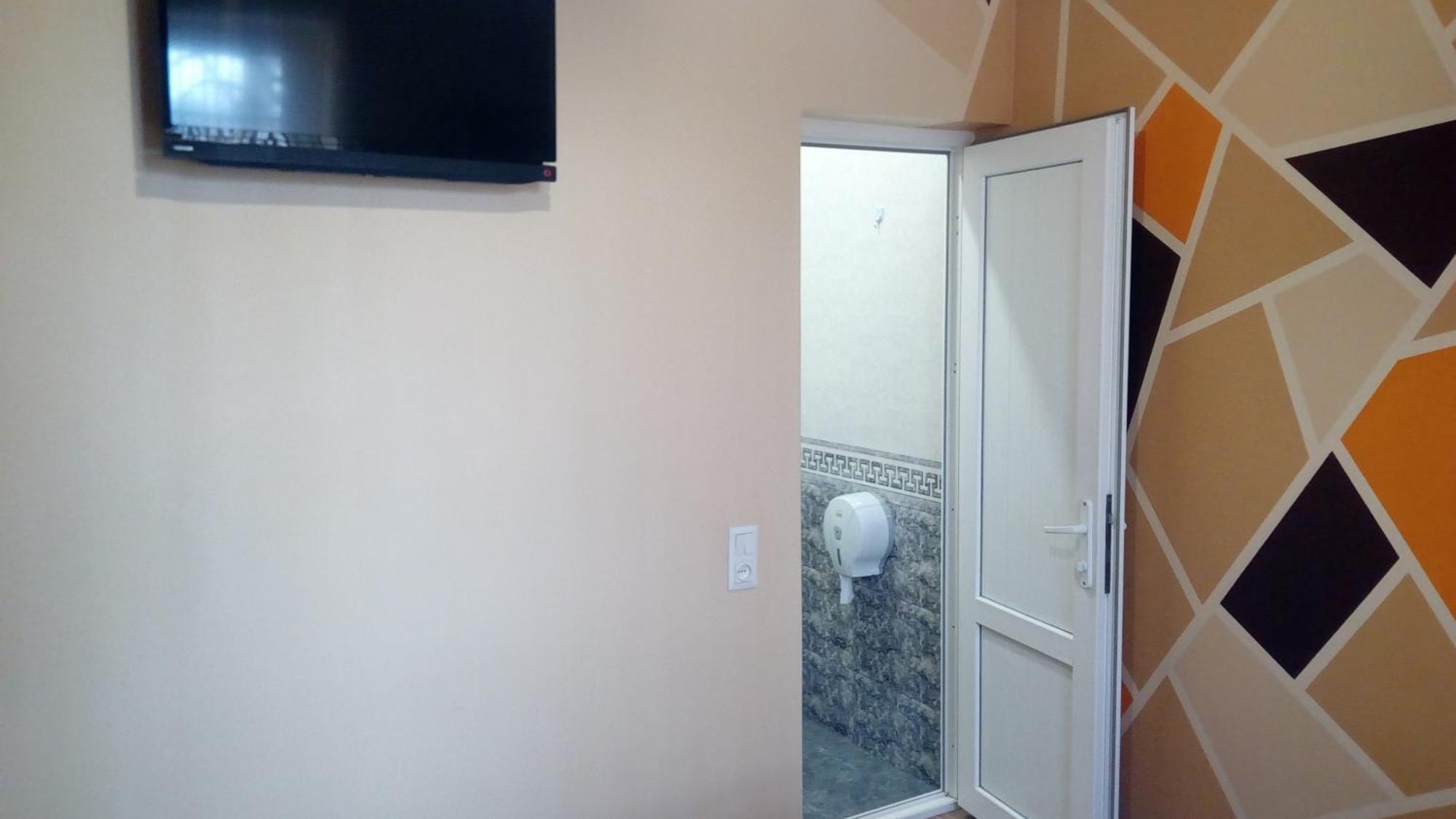 Hotel Isani Tbilisi Kamer foto